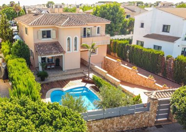 RE/MAX Immocorner most sold property