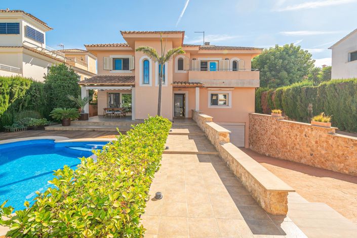 Image No.11-5 Bed Semi-Detached for sale