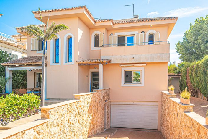 Image No.46-5 Bed Semi-Detached for sale