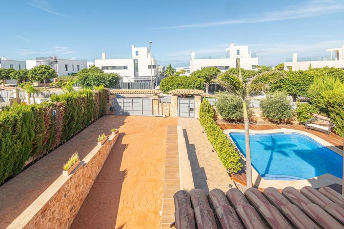 Image No.7-5 Bed Semi-Detached for sale