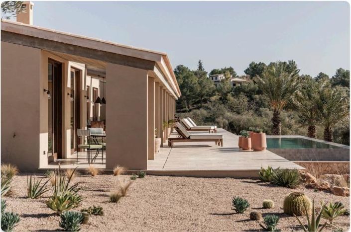 Image No.5-4 Bed Property for sale