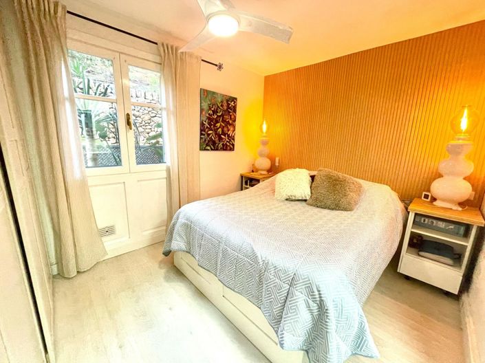 Image No.19-3 Bed Property for sale