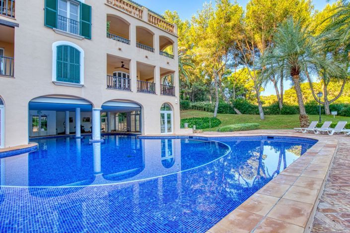 Image No.3-3 Bed Property for sale