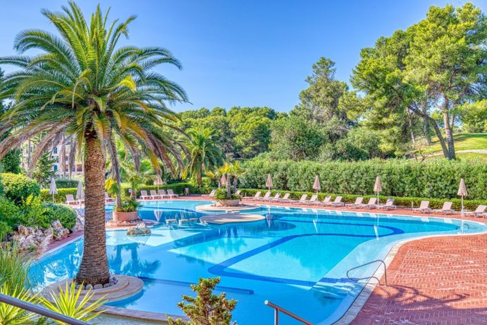 Image No.31-3 Bed Property for sale