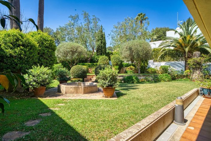 Image No.18-7 Bed Villa for sale