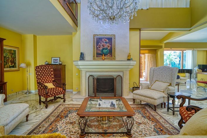 Image No.21-7 Bed Villa for sale