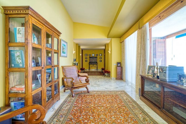 Image No.27-7 Bed Villa for sale