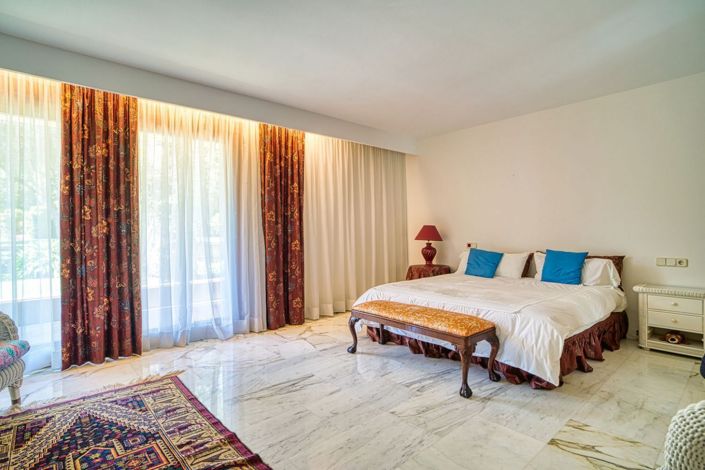 Image No.31-7 Bed Villa for sale