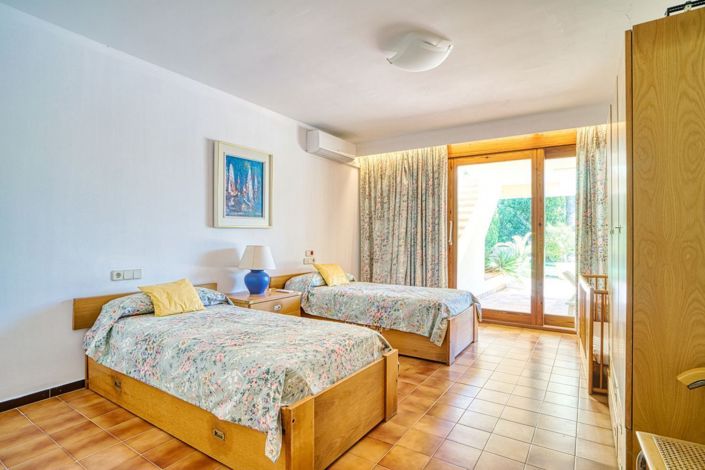 Image No.33-7 Bed Villa for sale