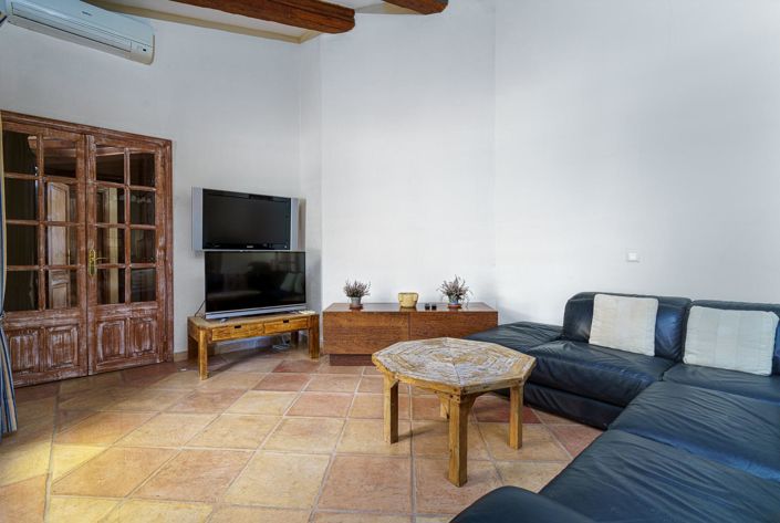 Image No.15-6 Bed Country House for sale