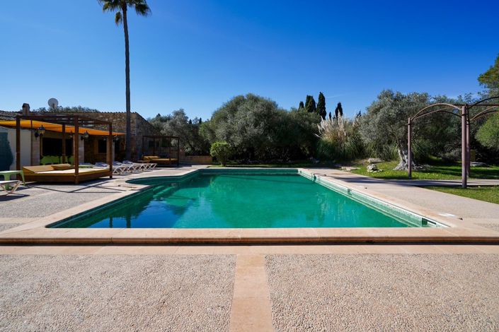 Image No.33-6 Bed Country House for sale