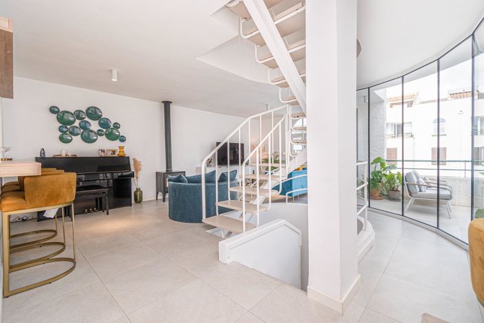 Image No.18-3 Bed Duplex for sale