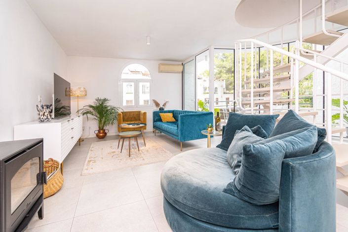 Image No.9-3 Bed Duplex for sale