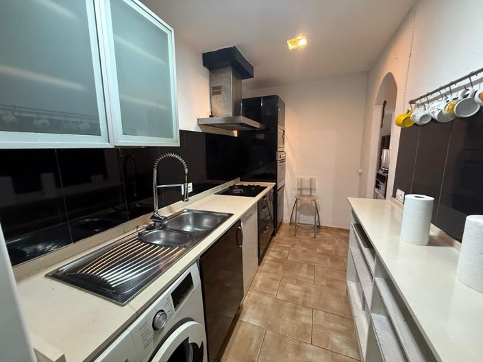 Image No.10-2 Bed Flat for sale