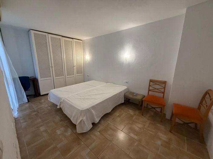 Image No.13-2 Bed Flat for sale