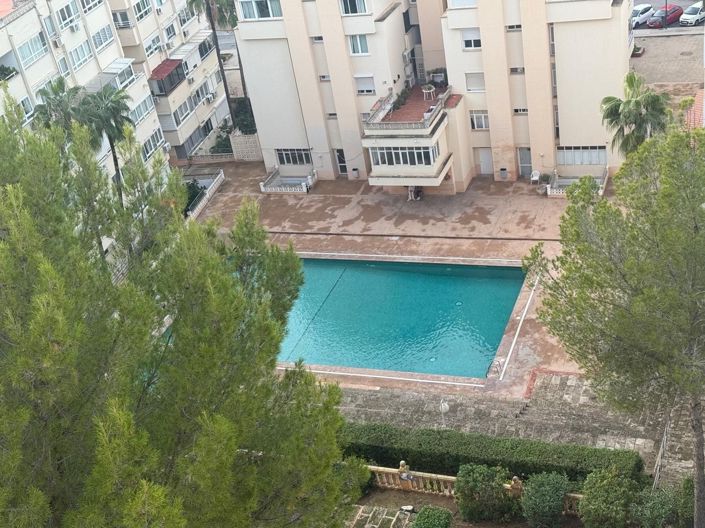 Image No.20-2 Bed Flat for sale