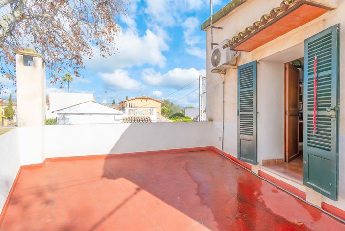 Image No.28-4 Bed House for sale