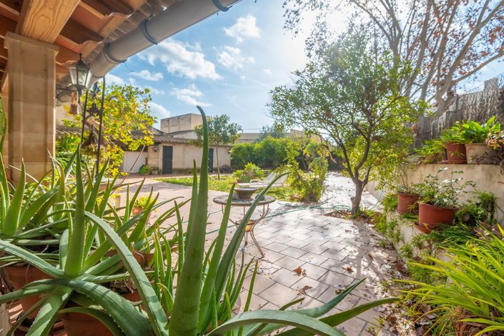 Image No.9-4 Bed House for sale