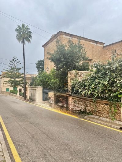 Image No.25-2 Bed Village House for sale