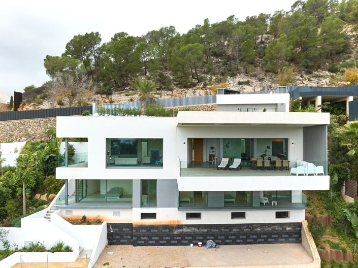 Image No.3-5 Bed Villa for sale