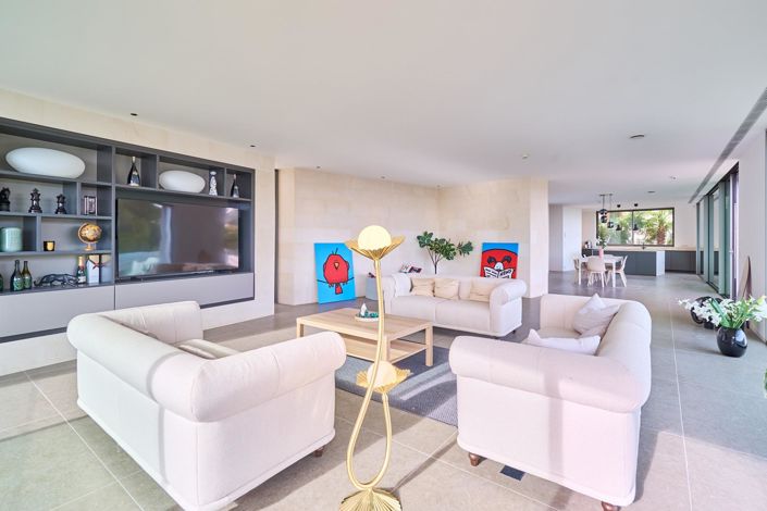 Image No.29-5 Bed Villa for sale