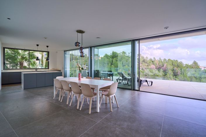 Image No.33-5 Bed Villa for sale