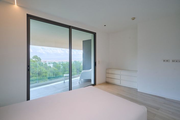 Image No.43-5 Bed Villa for sale