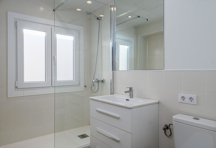 Image No.38-3 Bed Duplex for sale