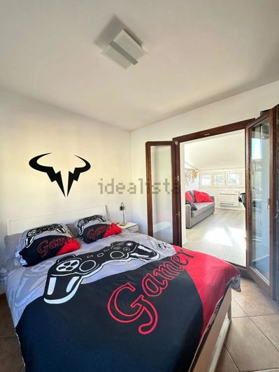 Image No.14-3 Bed Property for sale