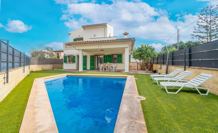 Image No.4-3 Bed Property for sale