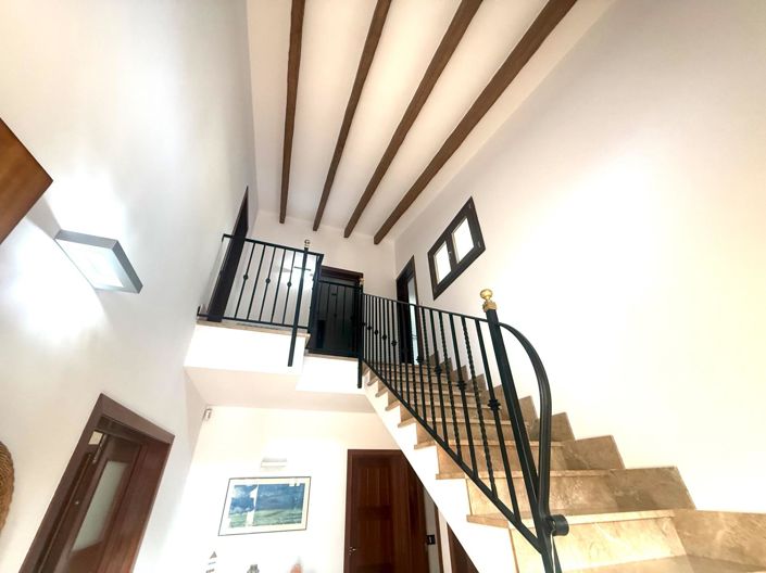 Image No.5-3 Bed Property for sale