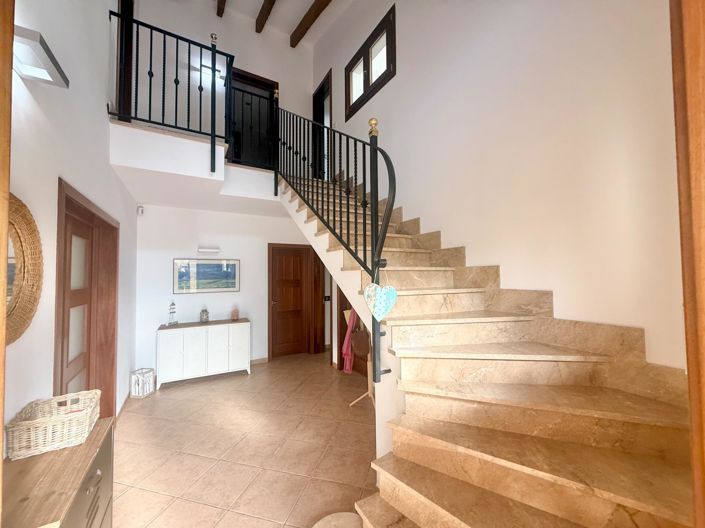 Image No.6-3 Bed Property for sale