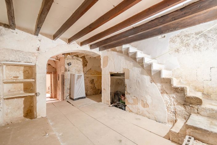 Image No.12-2 Bed House for sale