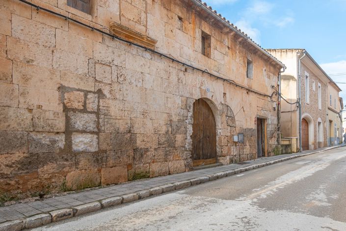 Image No.8-2 Bed House for sale