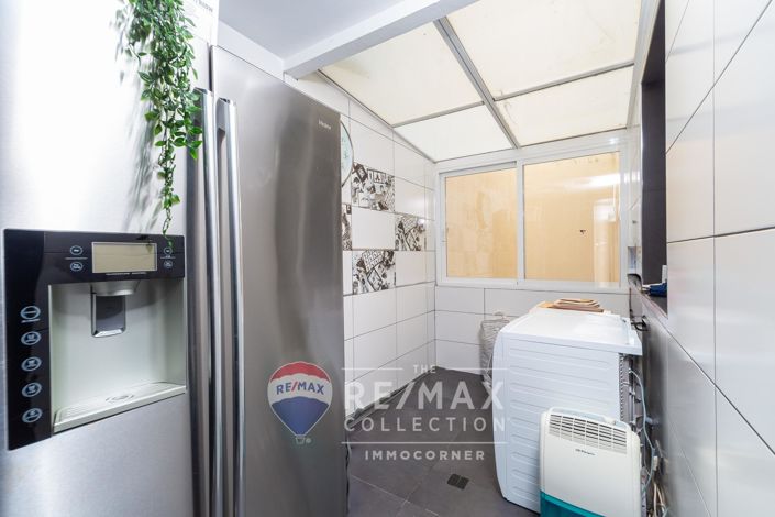 Image No.15-3 Bed Flat for sale