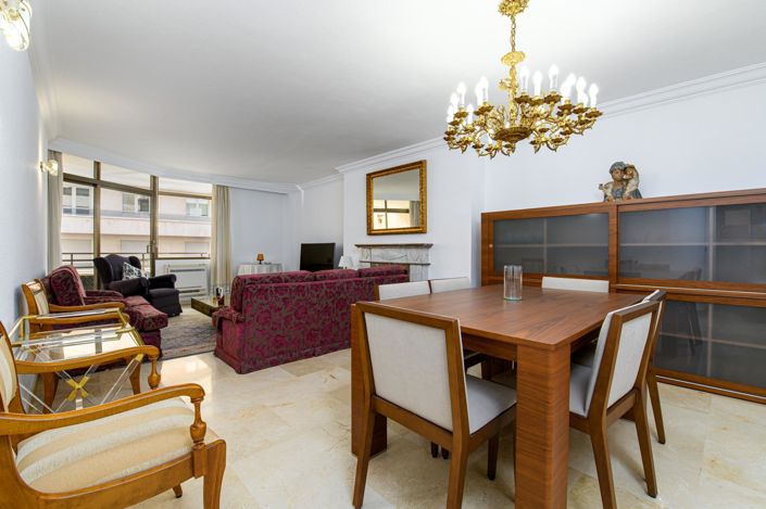 Image No.7-4 Bed Flat for sale