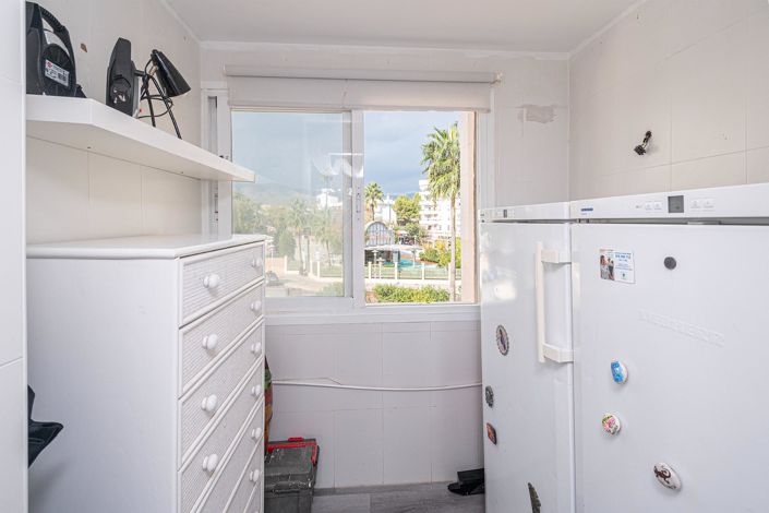 Image No.13-2 Bed Flat for sale