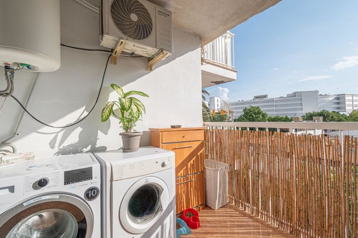 Image No.17-2 Bed Flat for sale