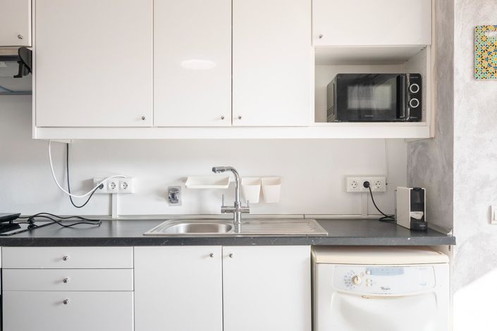 Image No.9-2 Bed Flat for sale