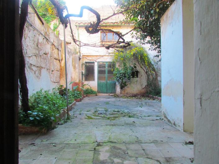 Image No.3-5 Bed Property for sale