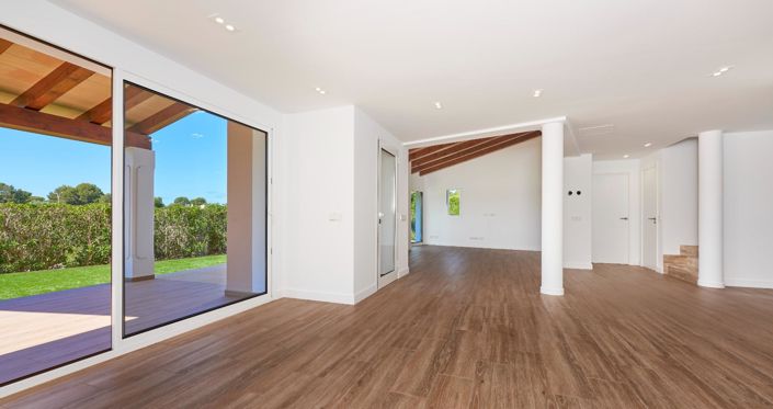 Image No.9-3 Bed Villa for sale