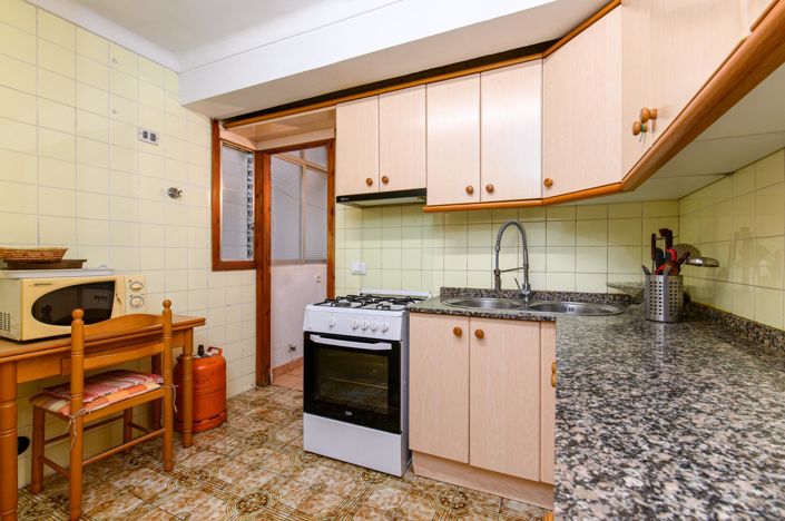 Image No.6-3 Bed Flat for sale