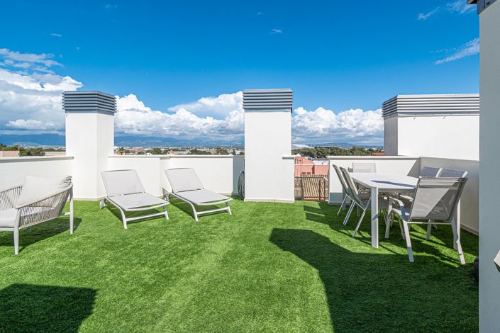 Image No.25-1 Bed Penthouse for sale