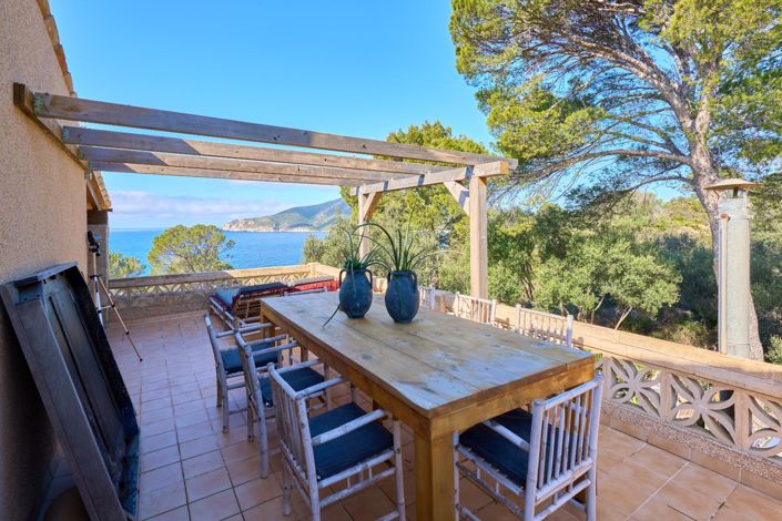 Image No.15-3 Bed Country House for sale