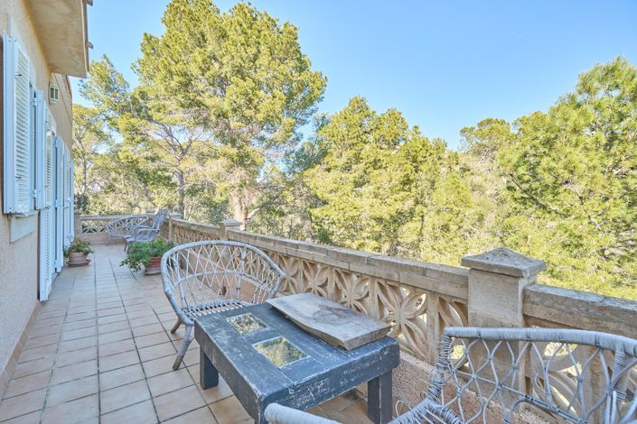 Image No.17-3 Bed Country House for sale