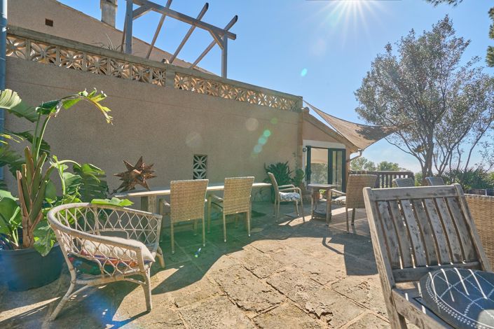 Image No.20-3 Bed Country House for sale