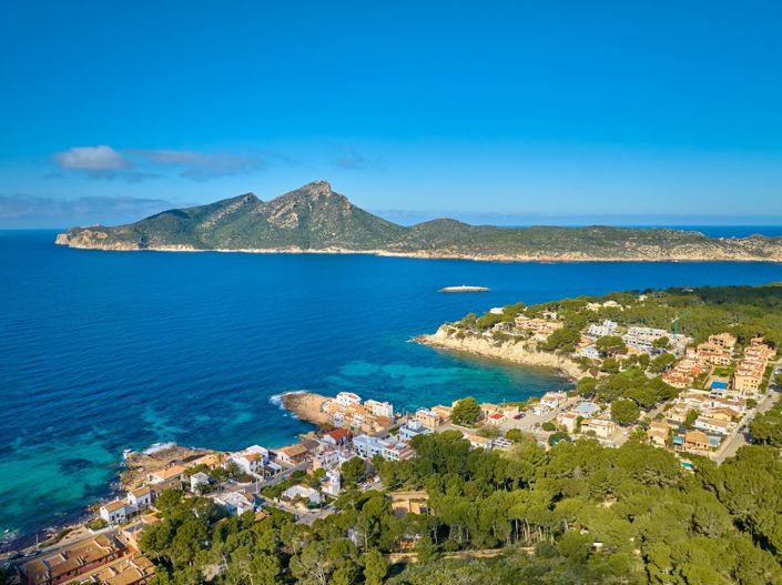 Image No.9-3 Bed Country House for sale