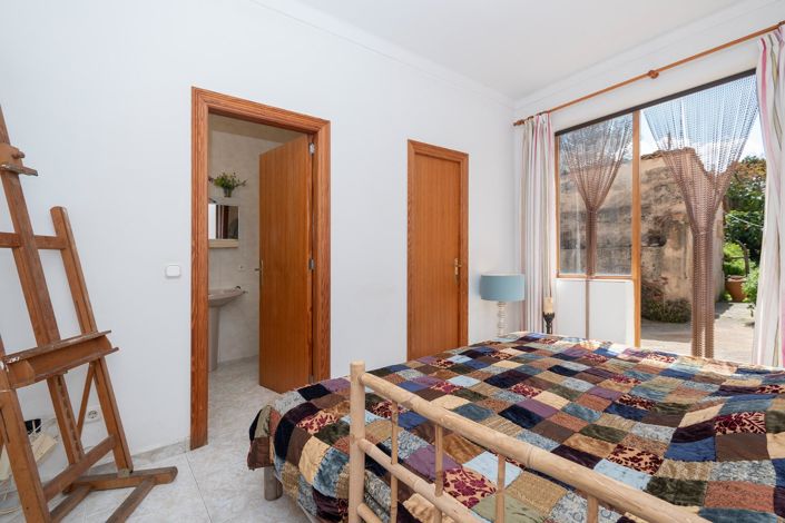 Image No.17-3 Bed Village House for sale