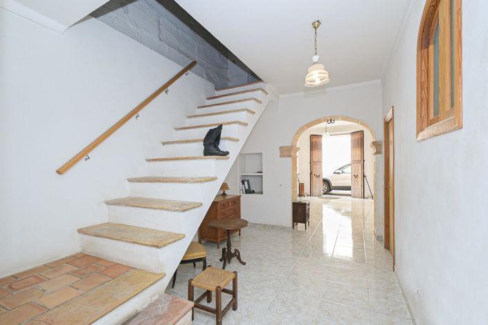 Image No.19-3 Bed Village House for sale