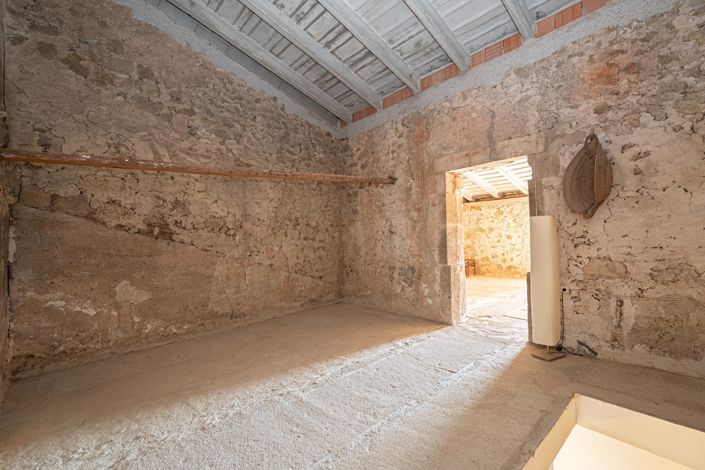 Image No.22-3 Bed Village House for sale